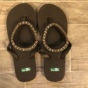 Sanuk sandal